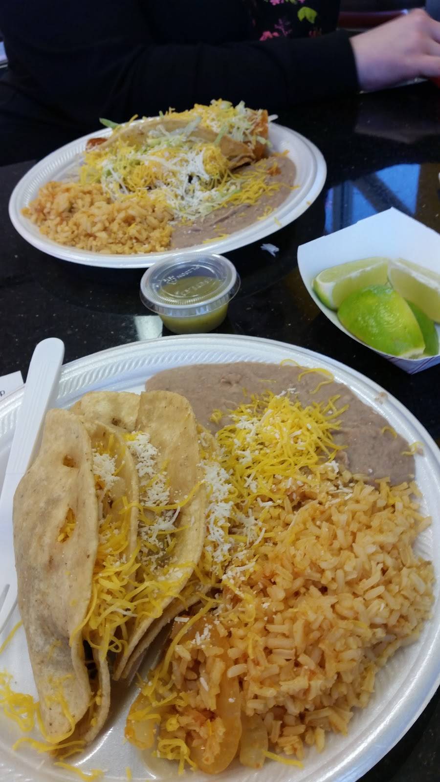 Robertos | restaurant | 7251 W Azure Dr, Las Vegas, NV 89130, USA | 7026451844 OR +1 702-645-1844