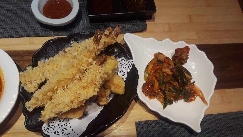 동원 회 참치 | restaurant | 41-19 162nd St, Flushing, NY 11358, USA | 7189611761 OR +1 718-961-1761