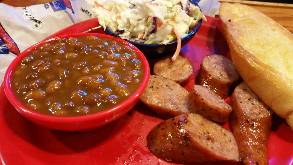 Bandanas Bar-B-Q | restaurant | 308 S 44th St, Mt Vernon, IL 62864, USA | 6183156550 OR +1 618-315-6550