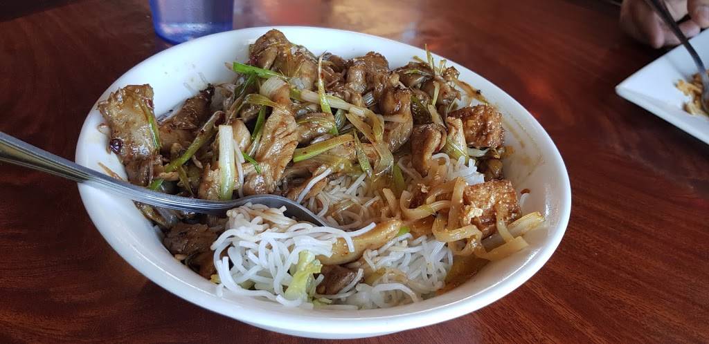 Pho | restaurant | 6775 Sierra Center Pkwy #600, Reno, NV 89511, USA | 7758526100 OR +1 775-852-6100