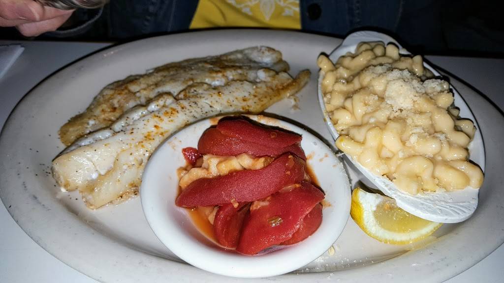 Downeys House | restaurant | 6081 Steubenville Pike, McKees Rocks, PA 15136, USA | 4124895631 OR +1 412-489-5631