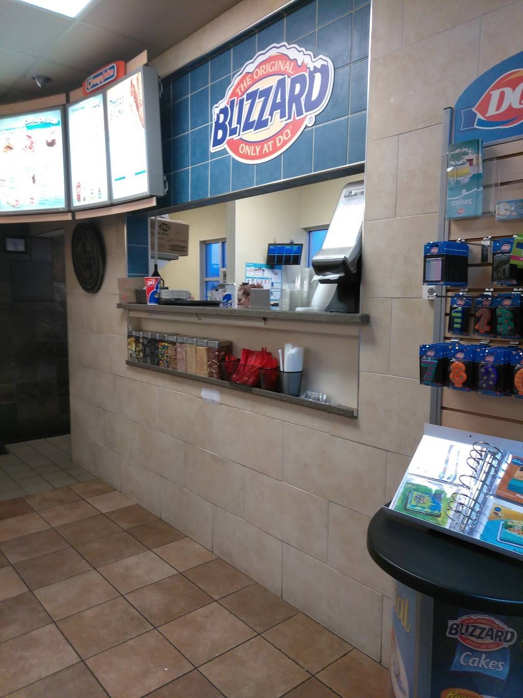 Dairy Queen Grill & Chill | restaurant | 1742 Wabash Ave, Springfield, IL 62704, USA | 2175470900 OR +1 217-547-0900