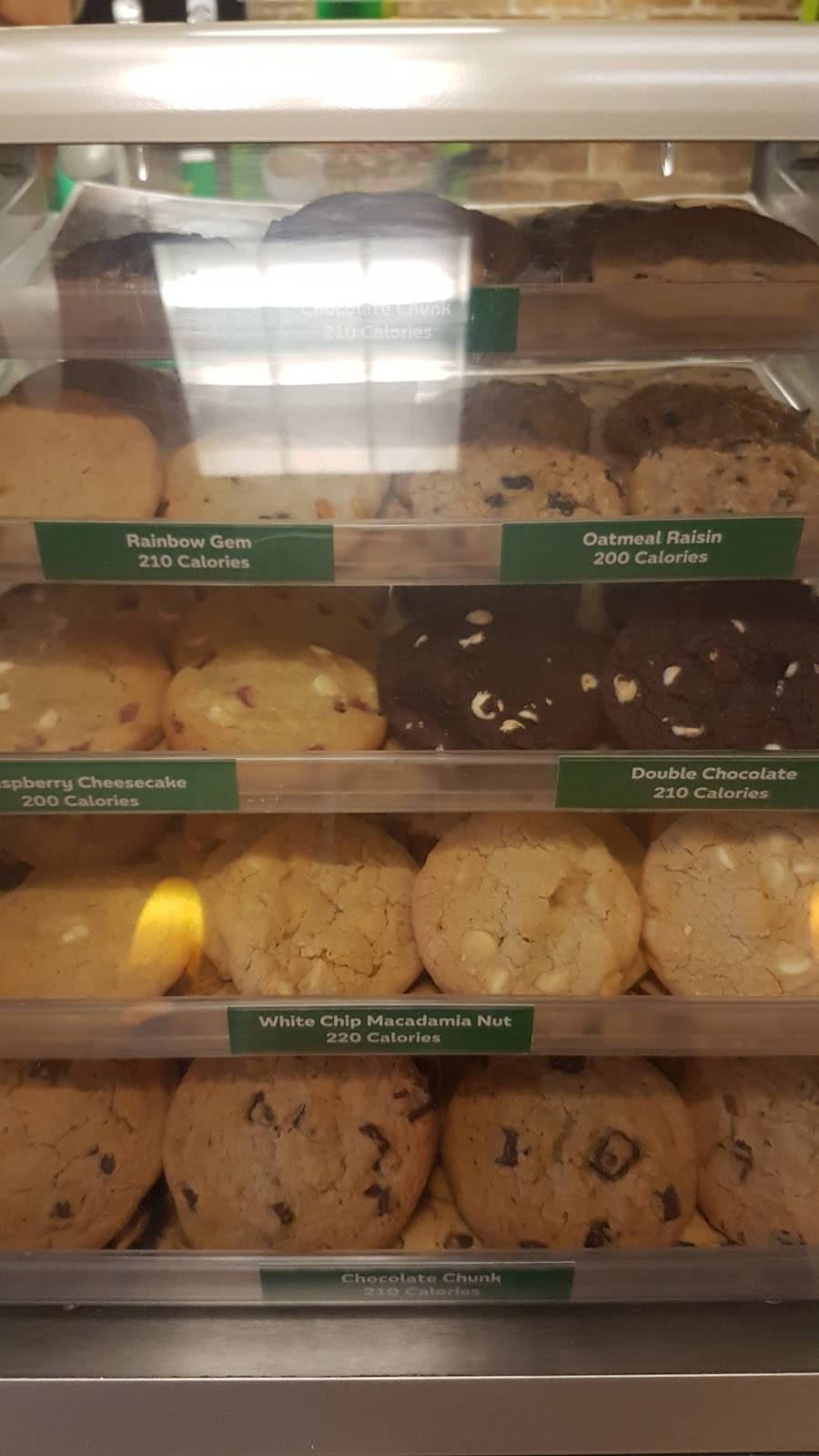 Subway | restaurant | Sheppard Plaza, 626A Sheppard Ave W, North York, ON M3H 2S1, Canada | 4166380356 OR +1 416-638-0356