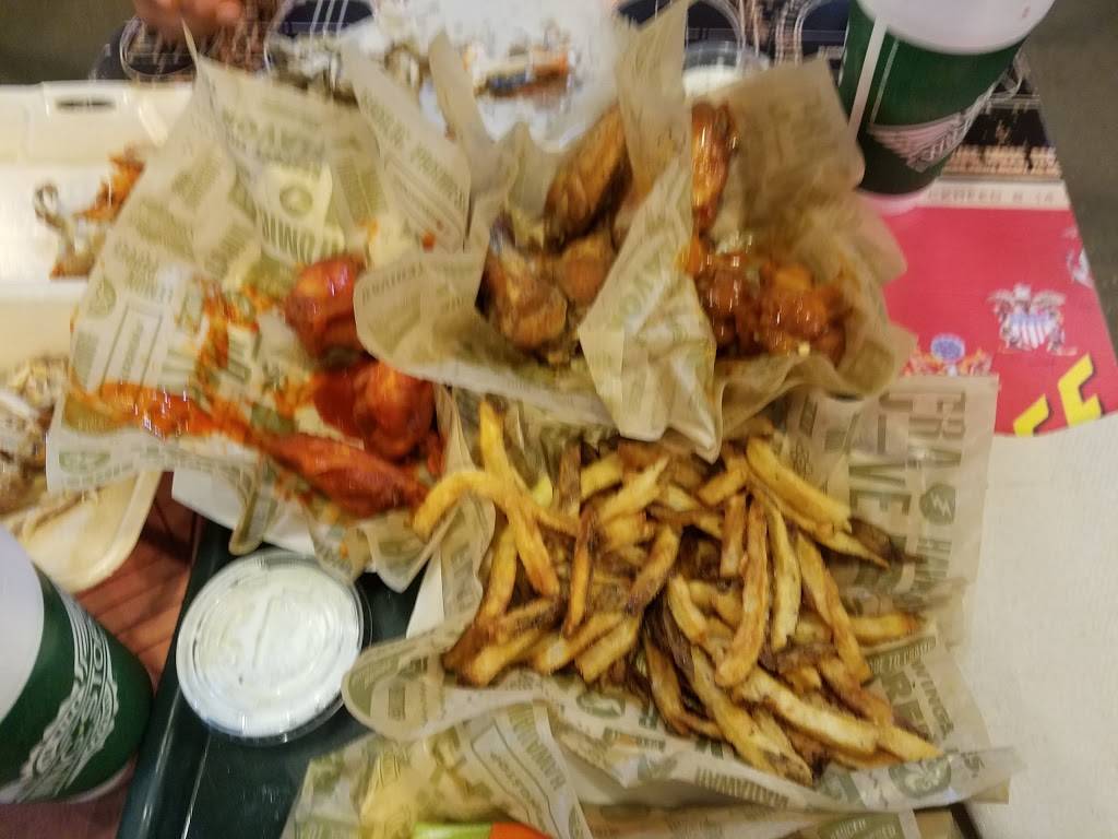 Wingstop | restaurant | 4351 Dallas Fort Worth Turnpike #110, Dallas, TX 75211, USA | 2146349464 OR +1 214-634-9464