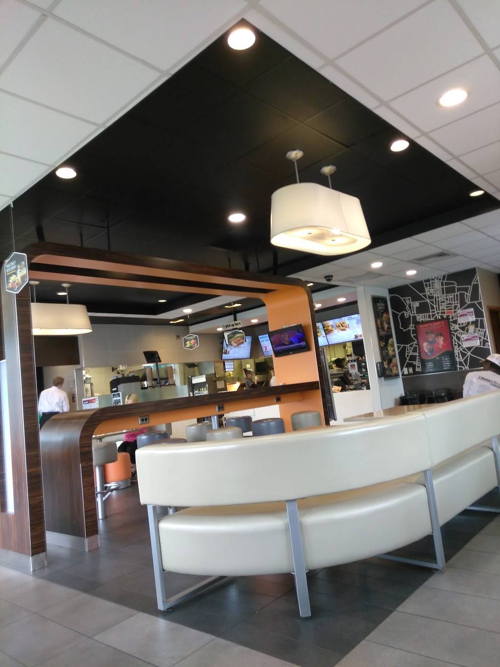 McDonalds | cafe | 3340 Taylor Blvd, Louisville, KY 40215, USA | 5029090335 OR +1 502-909-0335