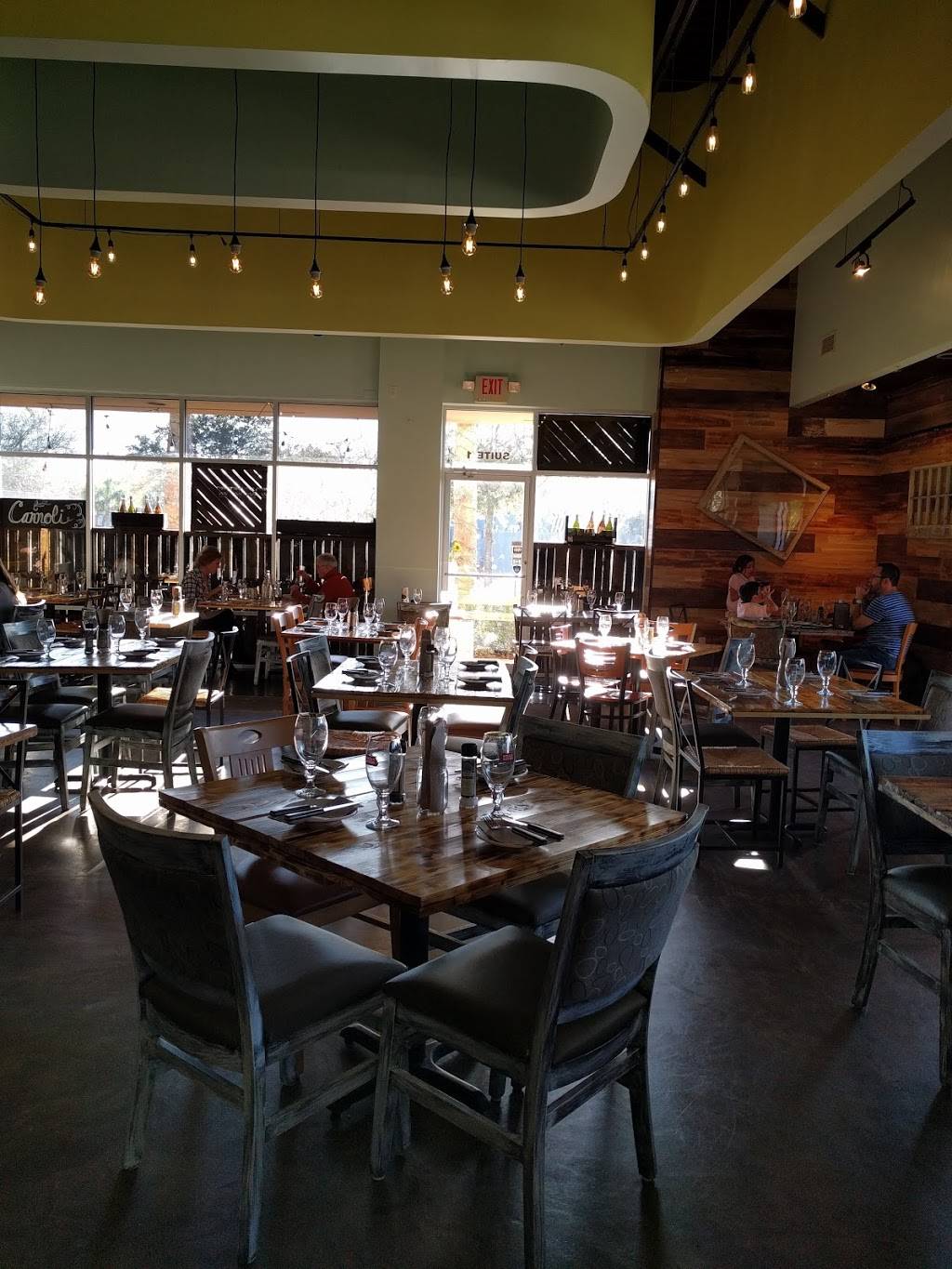 Carrabbas Italian Grill | restaurant | 3021 SW 34th St, Gainesville, FL 32608, USA | 3526920083 OR +1 352-692-0083