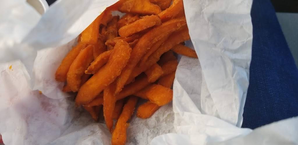 Burger Street | restaurant | 9180 Skillman St, Dallas, TX 75243, USA | 2143483127 OR +1 214-348-3127