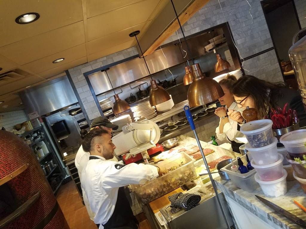 Ardé Osteria | restaurant | 133 N Wayne Ave, Wayne, PA 19087, USA | 4845806786 OR +1 484-580-6786