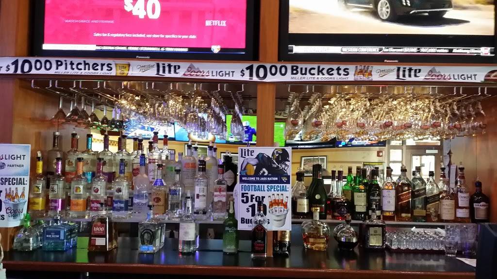 Bostons Restaurant & Sports Bar | restaurant | 13070 City Station Dr, Jacksonville, FL 32218, USA | 9047517499 OR +1 904-751-7499