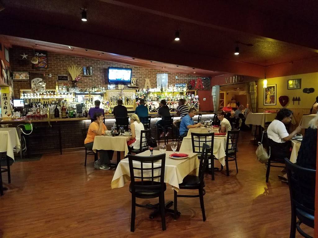 Amore Trattoria Italiana | restaurant | 5080 Alpine Ave NW, Comstock Park, MI 49321, USA | 6167855344 OR +1 616-785-5344