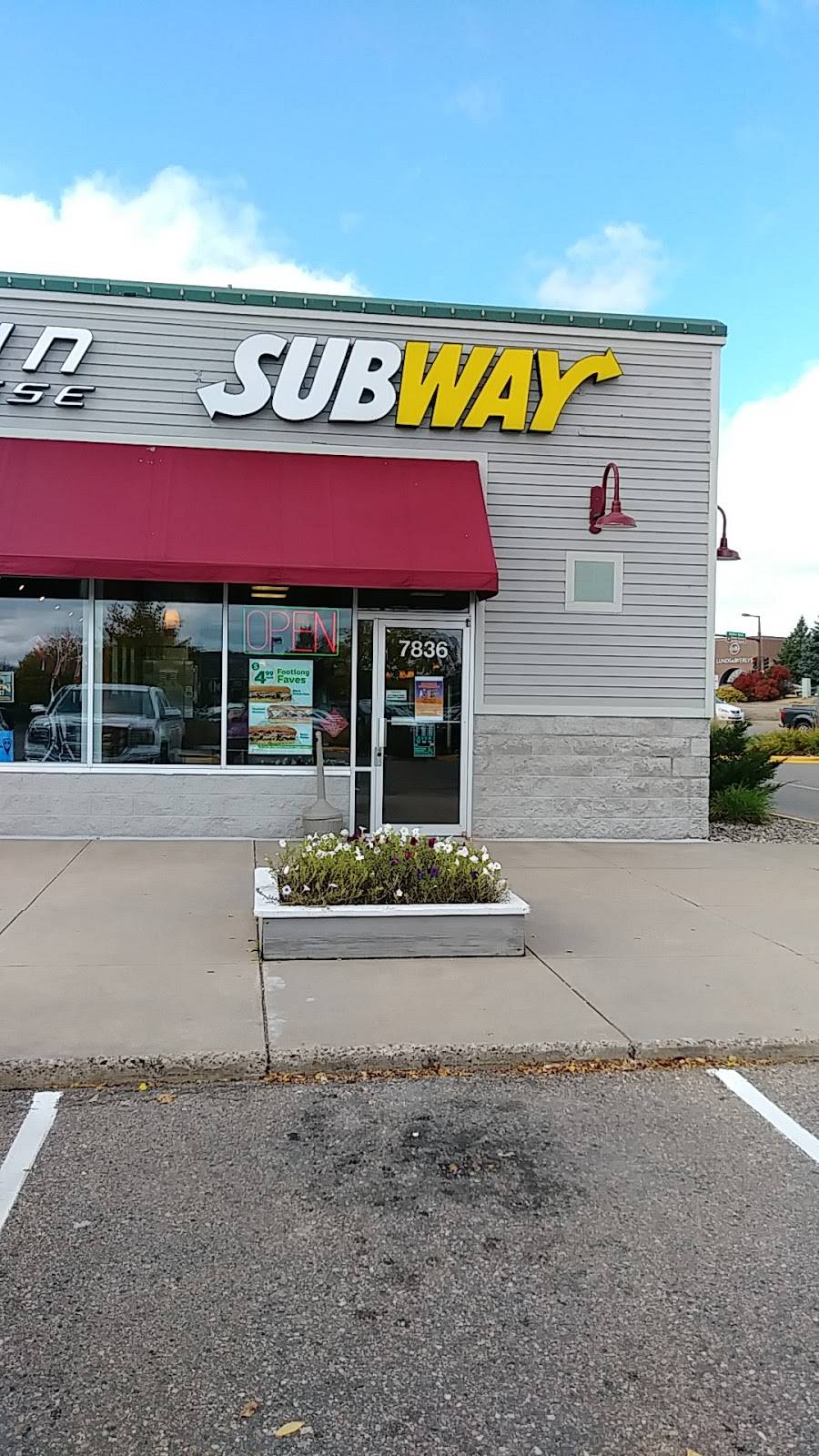 Subway Restaurants | restaurant | 7836 Market Blvd, Chanhassen, MN 55317, USA | 9529346056 OR +1 952-934-6056