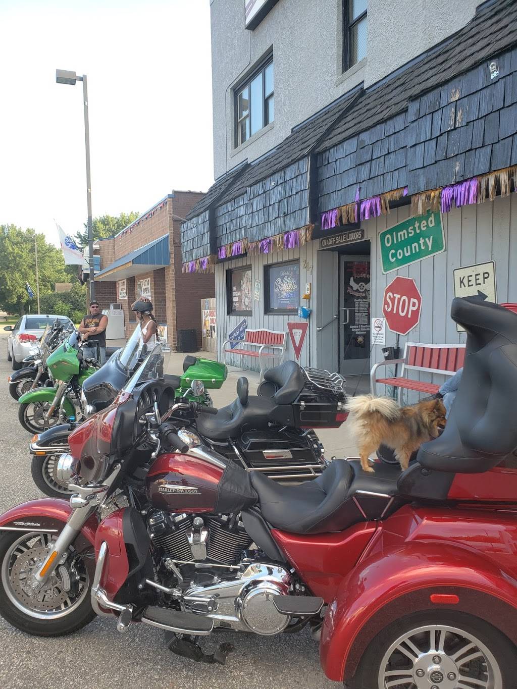 Road Trip Bar & Grill | restaurant | 217 Main St N #2714, Dover, MN 55929, USA | 5079325330 OR +1 507-932-5330