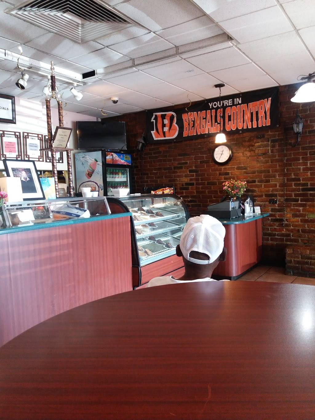 Huffies Bar-B-Que | restaurant | 925 McArthur Ave, Dayton, OH 45417, USA | 9372632289 OR +1 937-263-2289