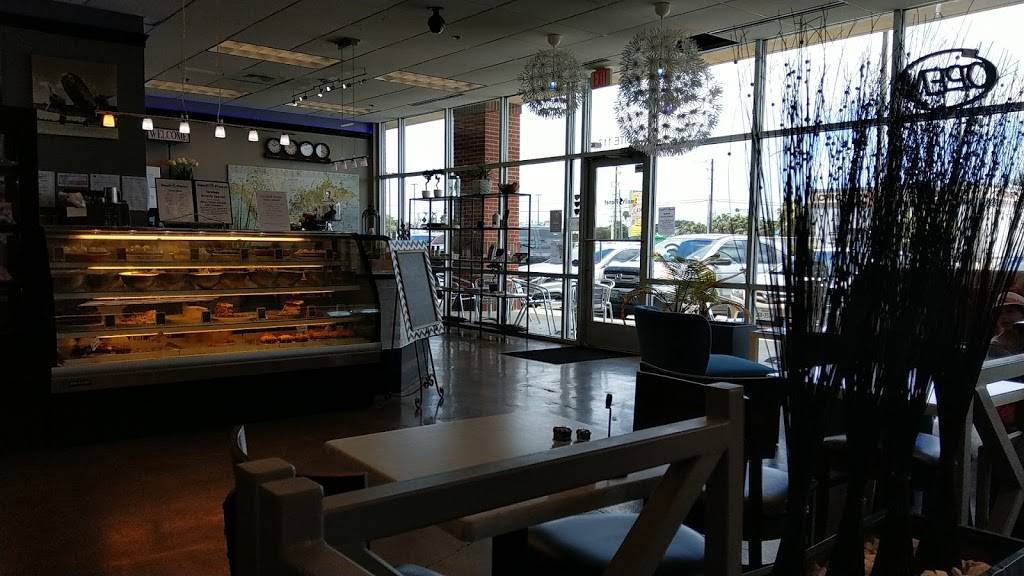 Small Planet Delicatessen & Bakery - Saratoga Station | restaurant | 5625 Saratoga Blvd #117, Corpus Christi, TX 78414, USA | 3614522962 OR +1 361-452-2962