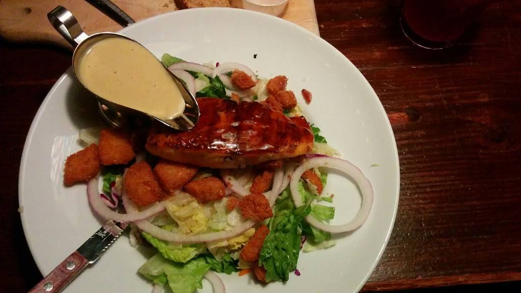 Doc Pierces Restaurant | restaurant | 120 N Main St, Mishawaka, IN 46544, USA | 5742557737 OR +1 574-255-7737