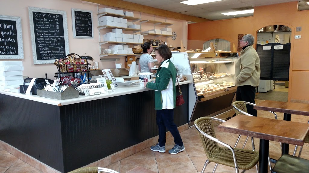 Trevas Pastries & Fine Foods | bakery | 2766 Capital Cir NE, Tallahassee, FL 32308, USA | 8507650811 OR +1 850-765-0811