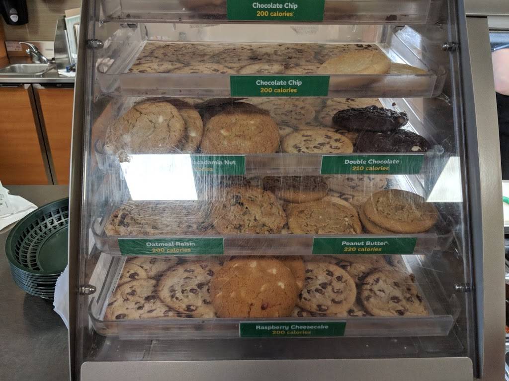 Subway | restaurant | 7 Continental Blvd Unit I, Merrimack, NH 03054, USA | 6034247700 OR +1 603-424-7700