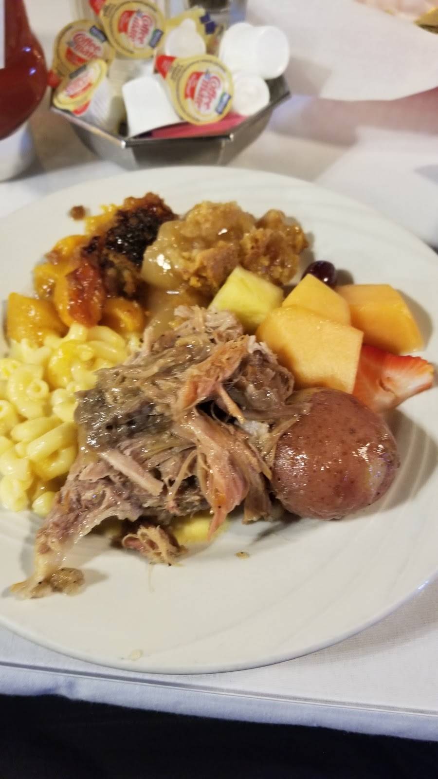 Heavens Gate Restaurant | restaurant | 3820 N Main St, Fort Worth, TX 76106, USA | 8176241262 OR +1 817-624-1262