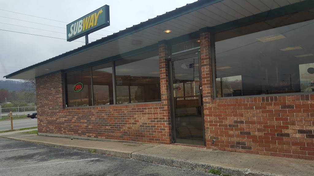 Subway | restaurant | 506 N Gateway Ave, Rockwood, TN 37854, USA | 8653546060 OR +1 865-354-6060