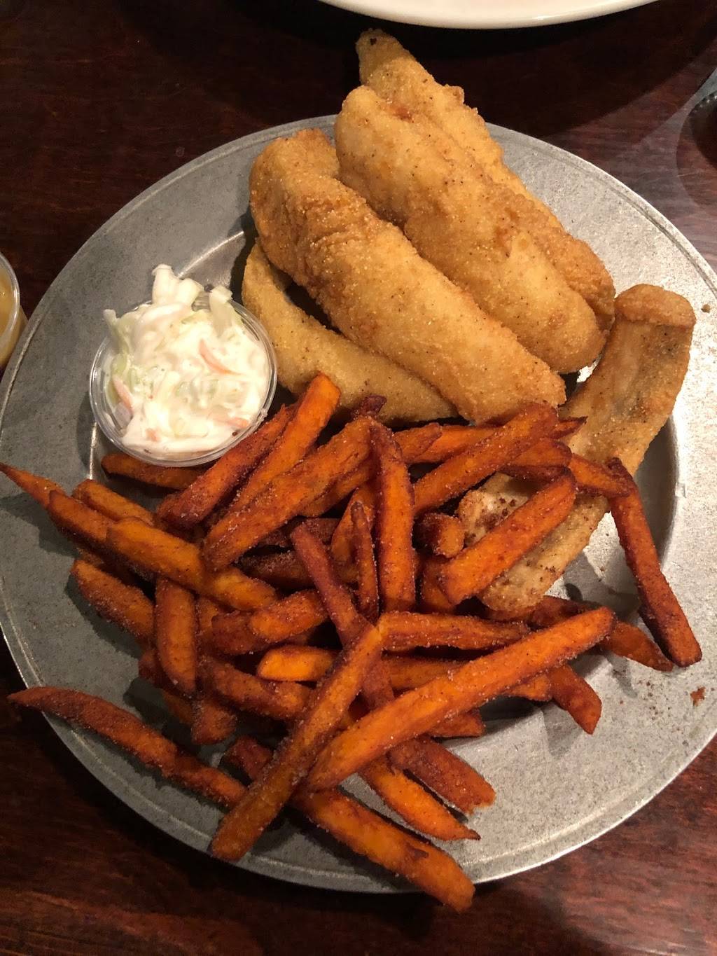 Oxford Tap Room | restaurant | 36 S Washington St, Oxford, MI 48371, USA | 2482360380 OR +1 248-236-0380