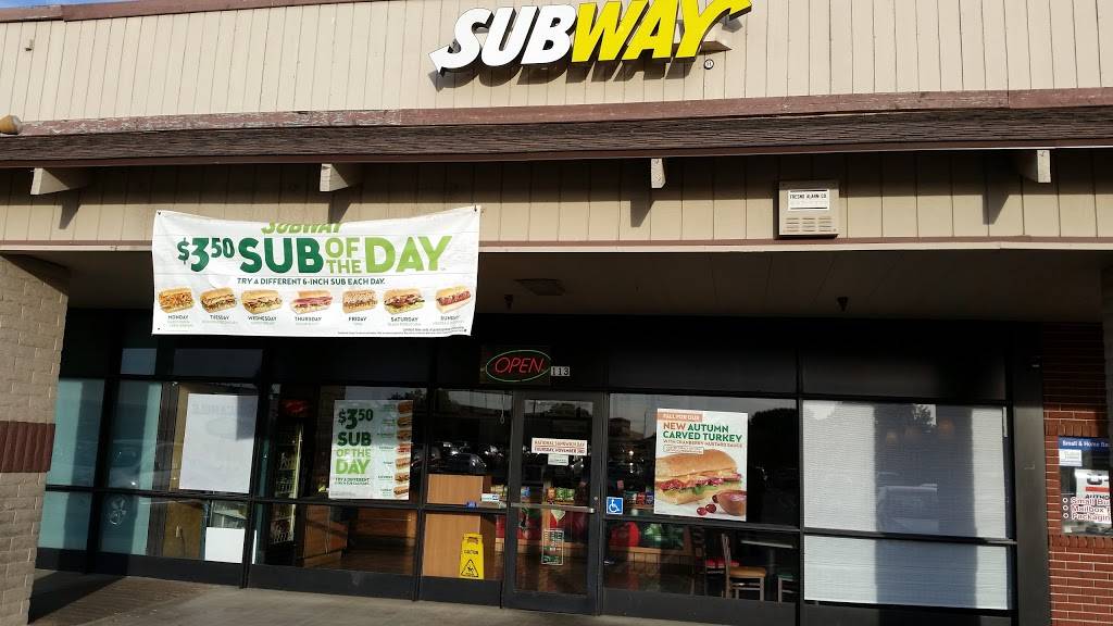 Subway | restaurant | 711 W Shaw Ave, Clovis, CA 93612, USA | 5593238900 OR +1 559-323-8900