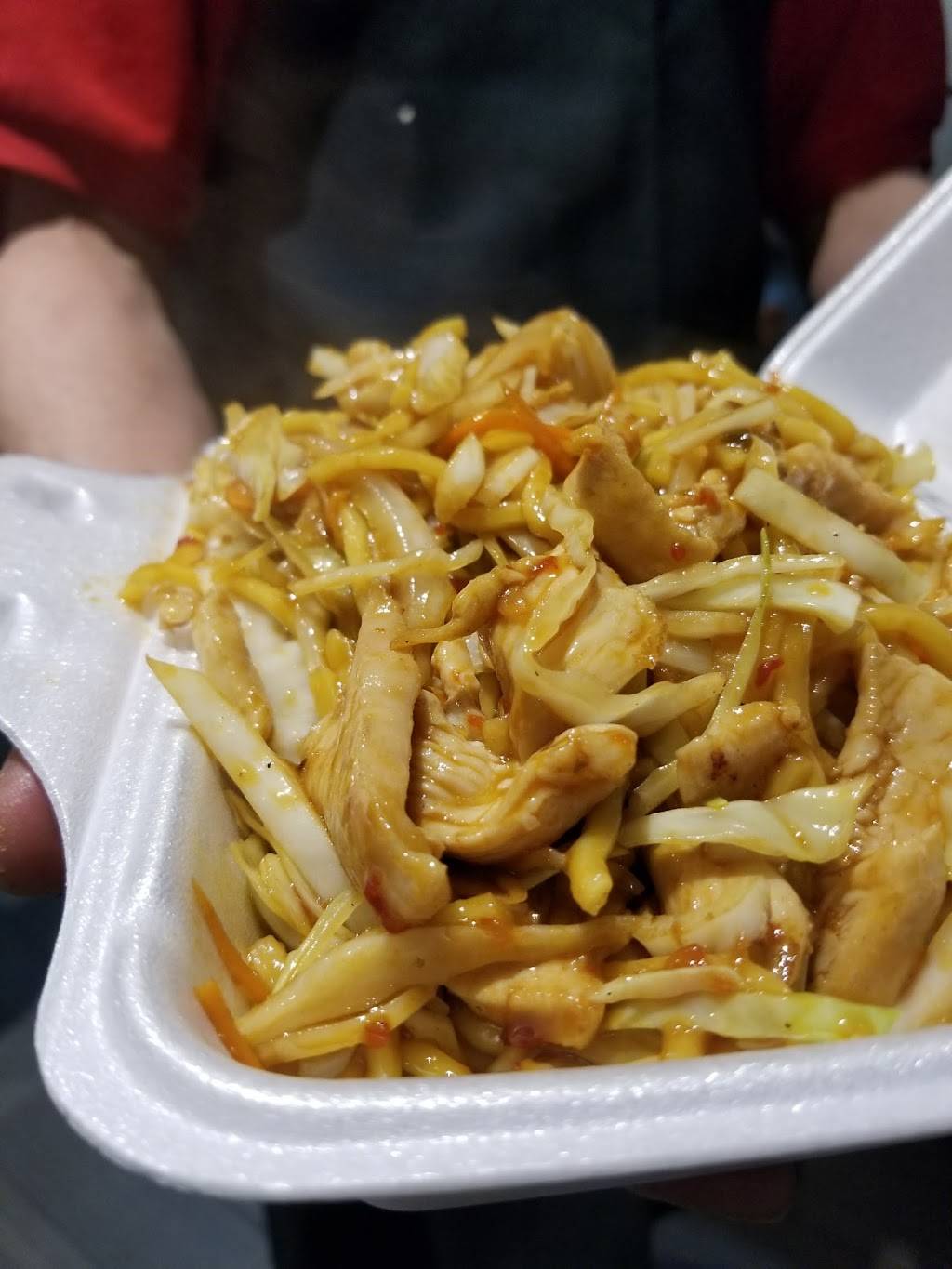 Sammys Chinese & Burgers | restaurant | 1151 Dundas St W, Mississauga, ON L5C 1C6, Canada | 9052778772 OR +1 905-277-8772