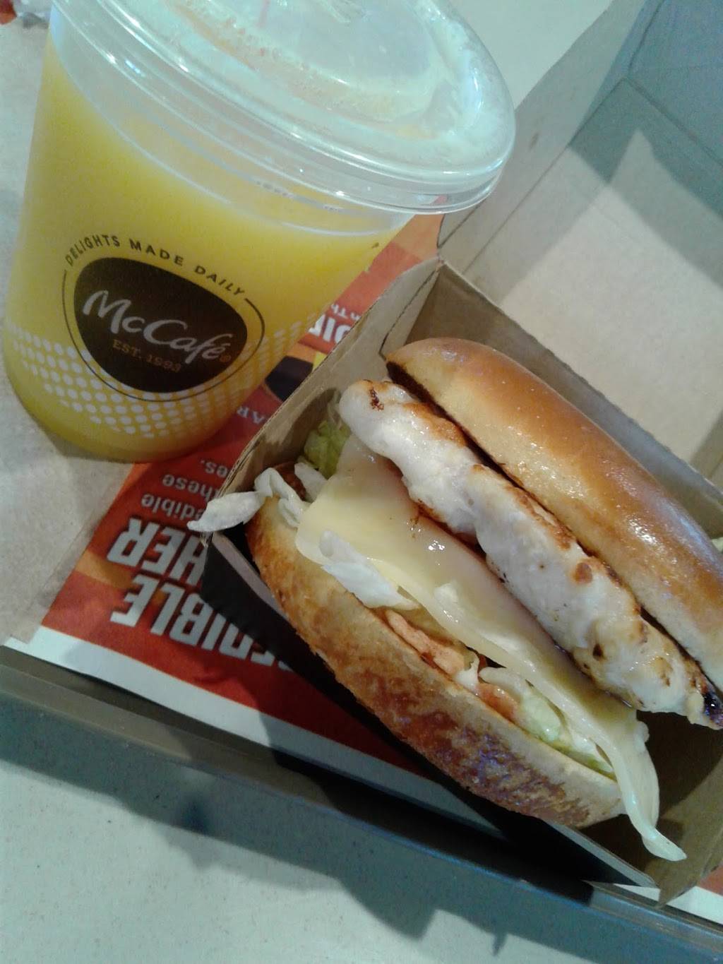 McDonalds | cafe | 5425 Arlington Ave, Riverside, CA 92504, USA | 9517851554 OR +1 951-785-1554