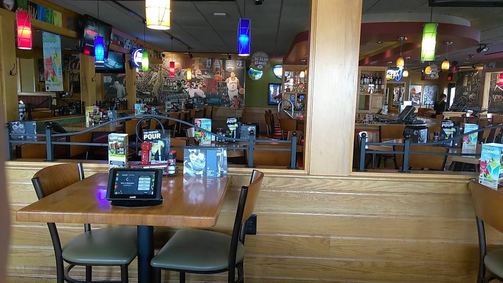 Applebees Grill + Bar | restaurant | 1540 W River Rd N, Elyria, OH 44035, USA | 4403241700 OR +1 440-324-1700