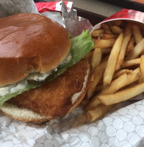 Wendys | restaurant | 9688 Main St, Fairfax, VA 22031, USA | 7037643104 OR +1 703-764-3104