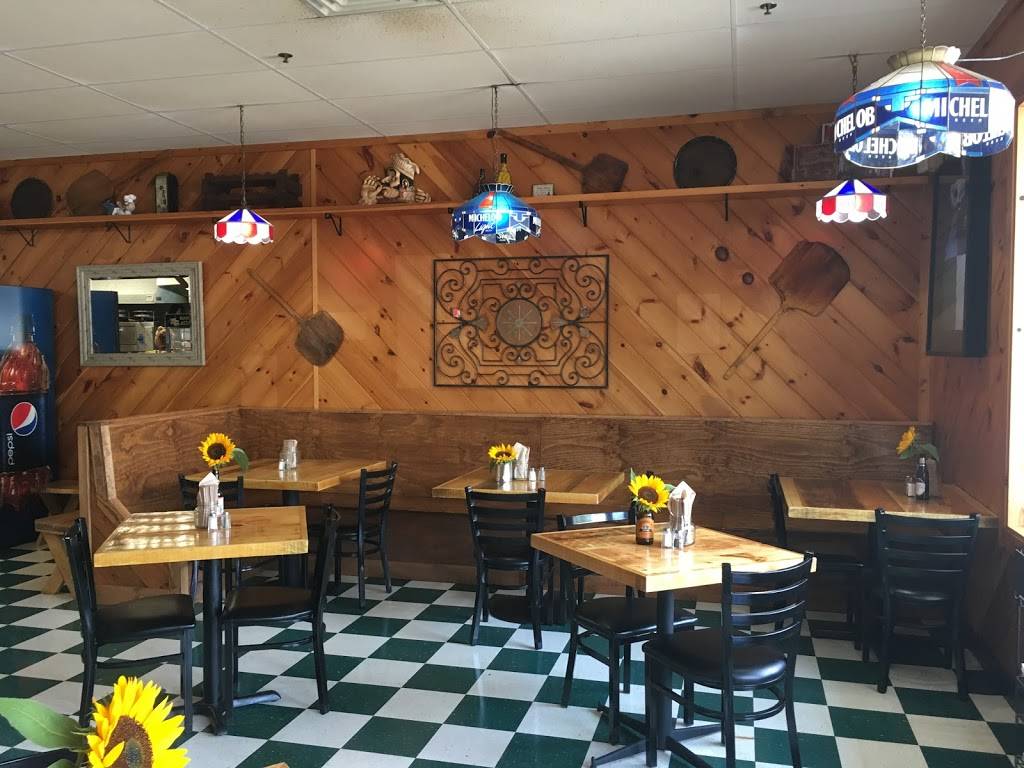 Ds Pizza Pasta & Subs | restaurant | 1407, 113 Bridgton Rd, Fryeburg, ME 04037, USA | 2079354447 OR +1 207-935-4447