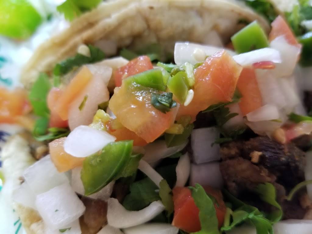 Jarochita | restaurant | 85 N Glebe Rd, Arlington, VA 22207, USA | 7035282789 OR +1 703-528-2789