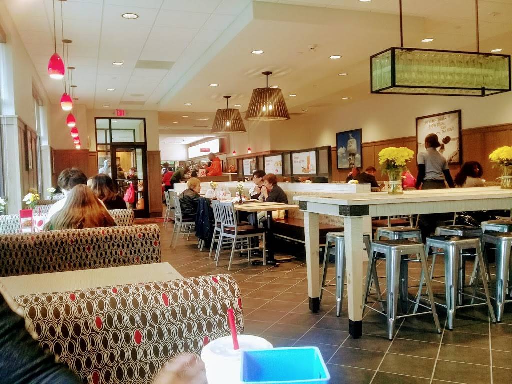 Chick-fil-A | restaurant | 1530 Old Country Rd, Westbury, NY 11590, USA | 5162222530 OR +1 516-222-2530