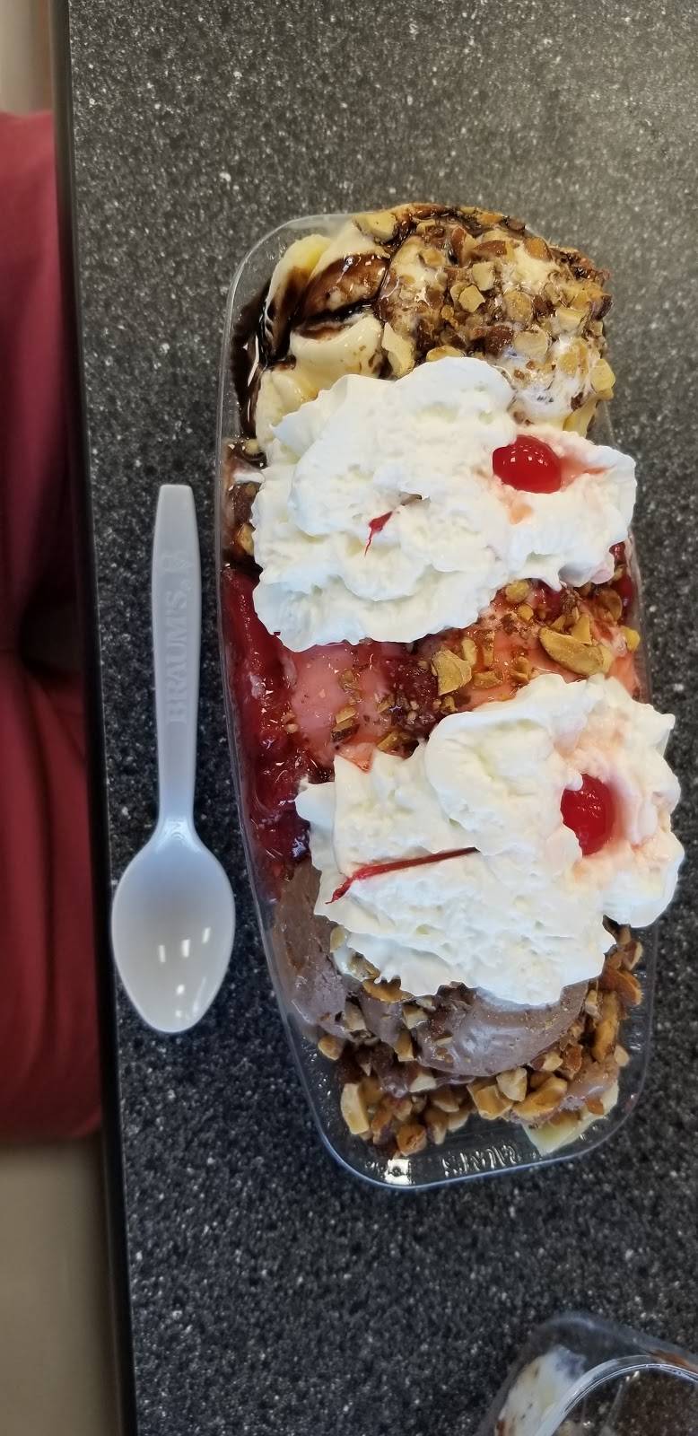 Braums Ice Cream & Burger Restaurant | restaurant | 1545 E 71st St, Tulsa, OK 74136, USA | 9184940331 OR +1 918-494-0331