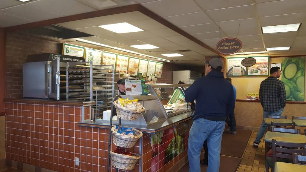 Subway Restaurants | restaurant | 879 N Arizona Blvd, Coolidge, AZ 85128, USA | 5207239522 OR +1 520-723-9522
