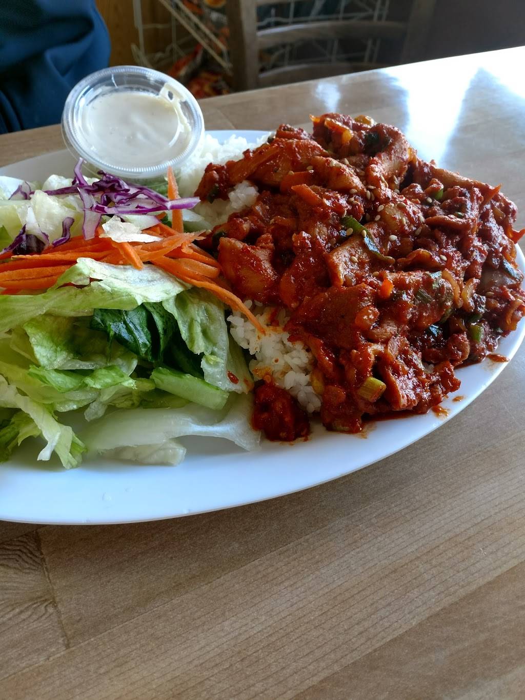 Burger Road | restaurant | 2010 American Ave, Hayward, CA 94545, USA | 5107320963 OR +1 510-732-0963