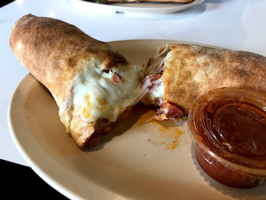 Elizabeths Pizza | restaurant | 2505 Westchester Dr, High Point, NC 27262, USA | 3368894030 OR +1 336-889-4030