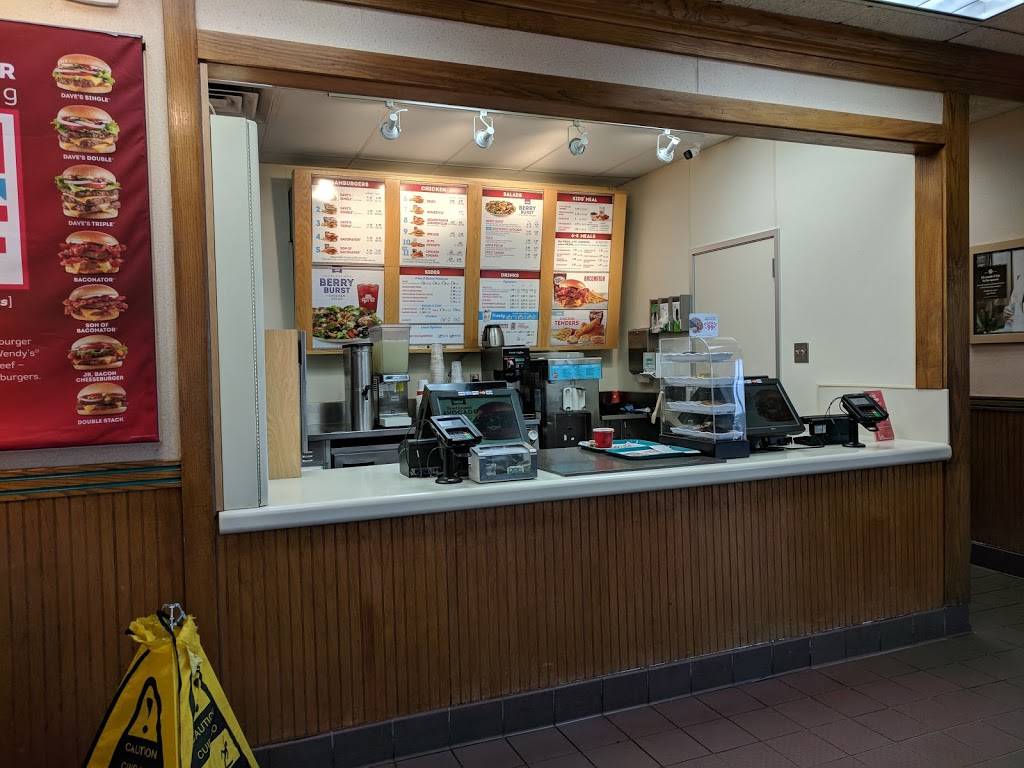 Wendys | restaurant | 31255 WA-20, Oak Harbor, WA 98277, USA | 3606751333 OR +1 360-675-1333