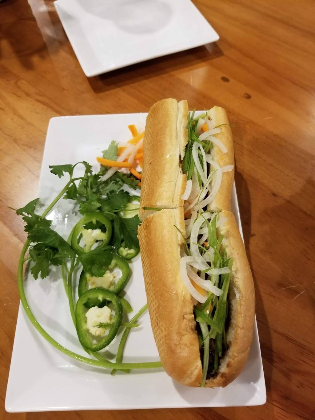 Ox Pho & Grill | restaurant | 31406 Pacific Hwy S, Federal Way, WA 98003, USA | 2066537578 OR +1 206-653-7578