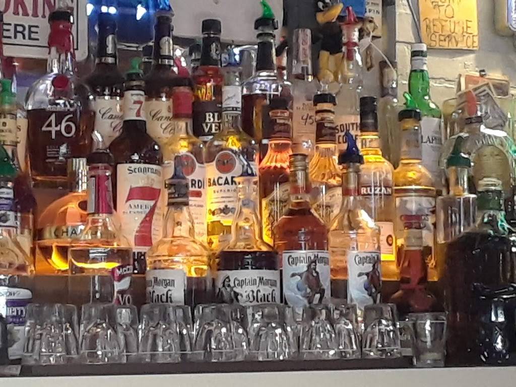 Daffys Thirsty Duck | restaurant | 5134 Lewis Ave, Toledo, OH 43612, USA | 4194762122 OR +1 419-476-2122