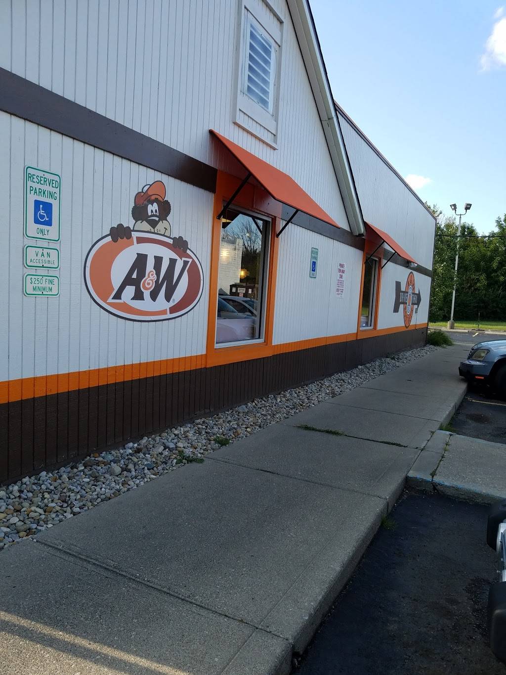 Long John Silvers | restaurant | 2235 Needmore Rd, Dayton, OH 45414, USA | 9372755940 OR +1 937-275-5940