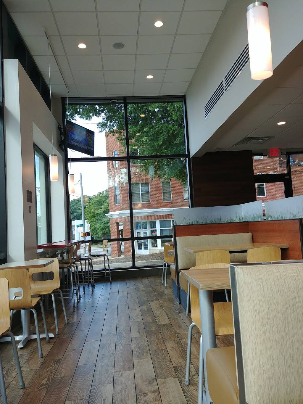 Wendys | restaurant | 415 Prince Ave, Athens, GA 30601, USA | 7068503143 OR +1 706-850-3143