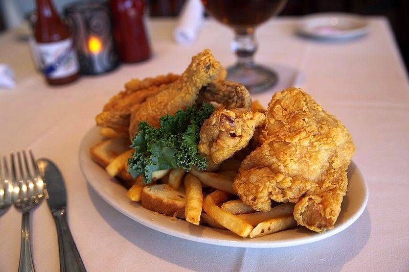 Mr. Eds Seafood & Italian Restaurant, Kenner | restaurant | 910 W Esplanade Ave A, Kenner, LA 70065, USA | 5044633030 OR +1 504-463-3030