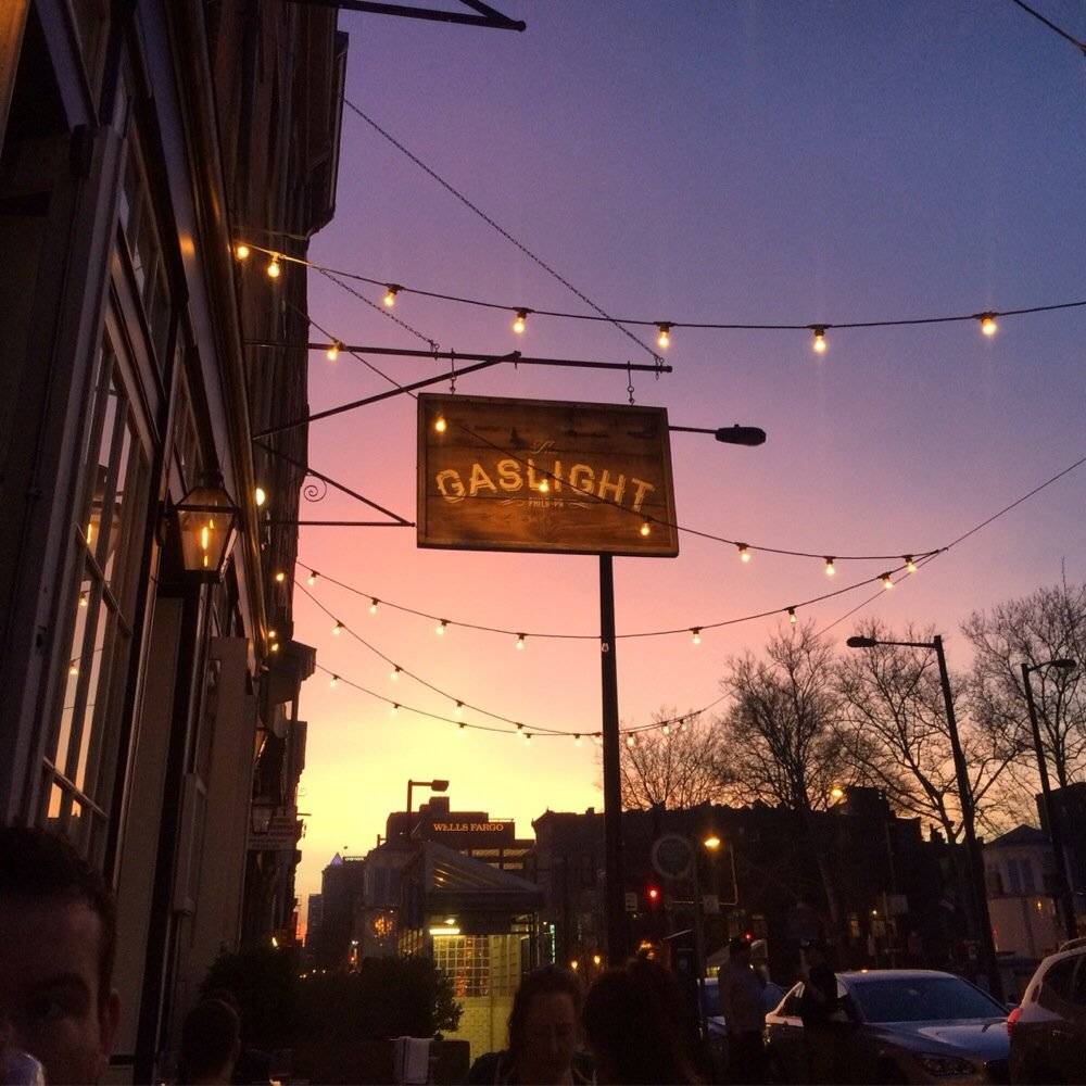 The Gaslight | restaurant | 120 Market St, Philadelphia, PA 19106, USA | 2159257691 OR +1 215-925-7691
