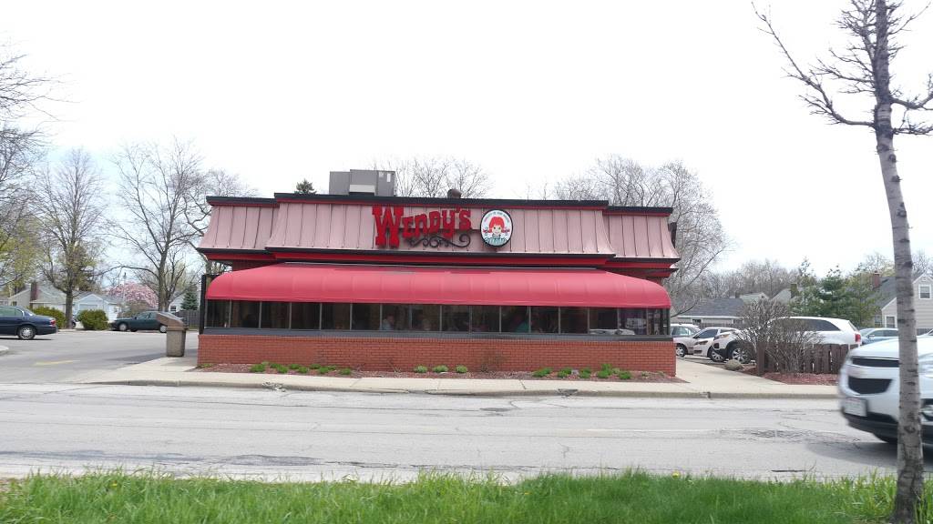 Wendys | restaurant | 3050 S Chase Ave, Milwaukee, WI 53207, USA | 4147449160 OR +1 414-744-9160