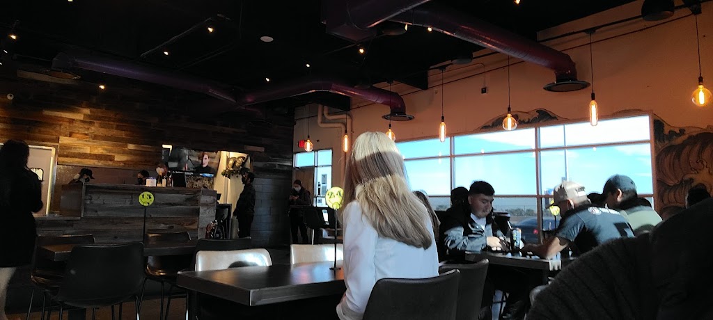 SkinnyFATS Worldwide | restaurant | 6257 Dean Martin Dr, Las Vegas, NV 89118, USA | 7029799797 OR +1 702-979-9797