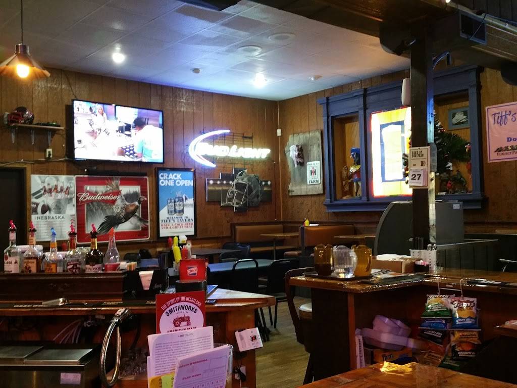 Tiffs Tavern | restaurant | 101-199 W Plum St, Doniphan, NE 68832, USA | 4028452720 OR +1 402-845-2720