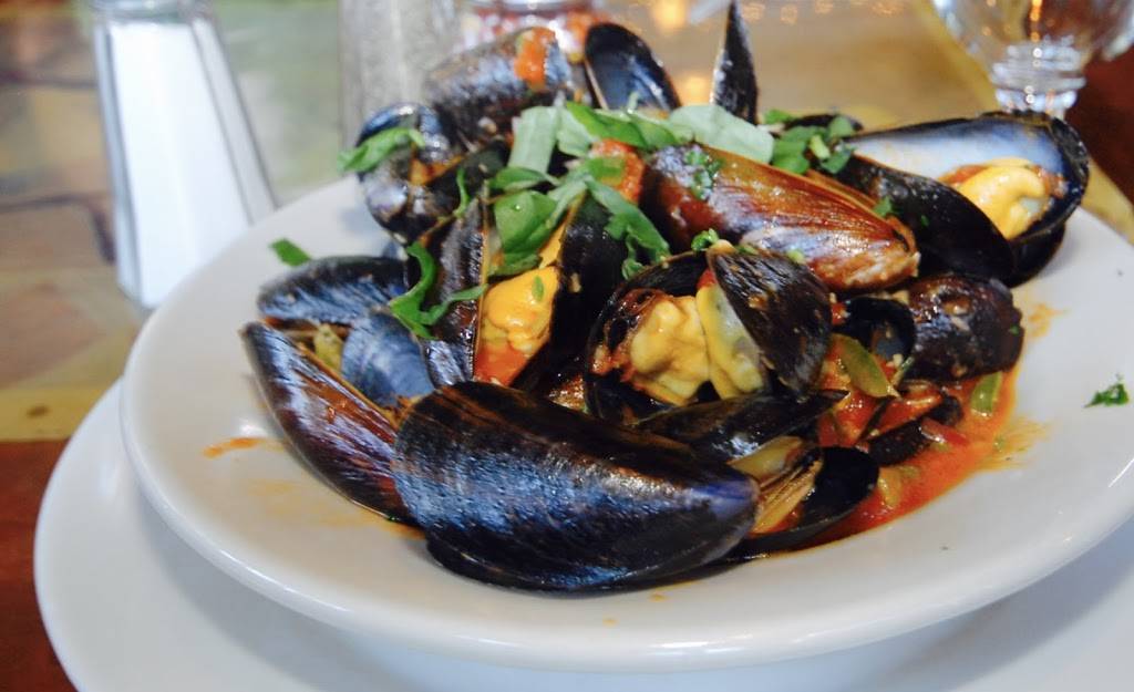 DParma Restaurant | restaurant | 467 Shirley St, Winthrop, MA 02152, USA | 6178465867 OR +1 617-846-5867