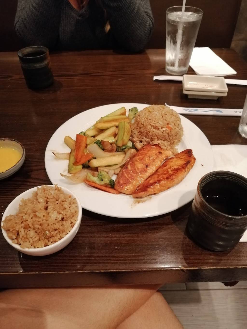 SUSHI HOUSE 2 at town center | restaurant | 10261 River Marsh Dr ste 107, Jacksonville, FL 32246, USA | 9049979292 OR +1 904-997-9292