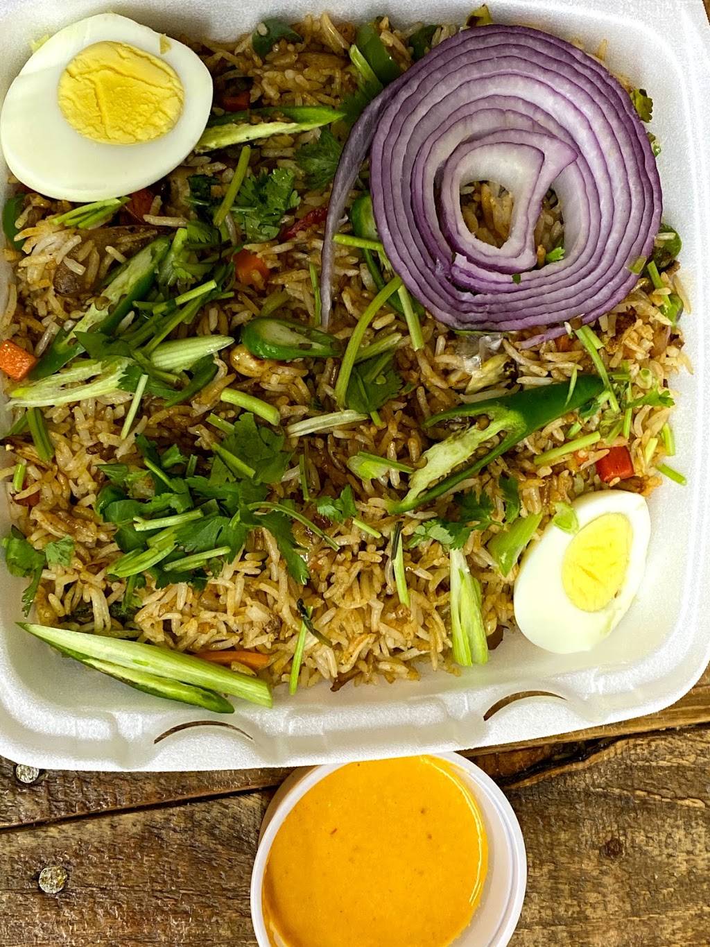 Mavericks Momo Café | restaurant | 621 Woodcrest Ln, Arlington, TX 76010, USA | 6822416228 OR +1 682-241-6228