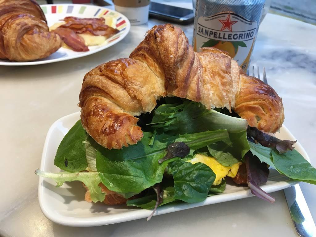 Le Bouchon | restaurant | 1958 N Damen Ave, Chicago, IL 60647, USA | 7738626600 OR +1 773-862-6600